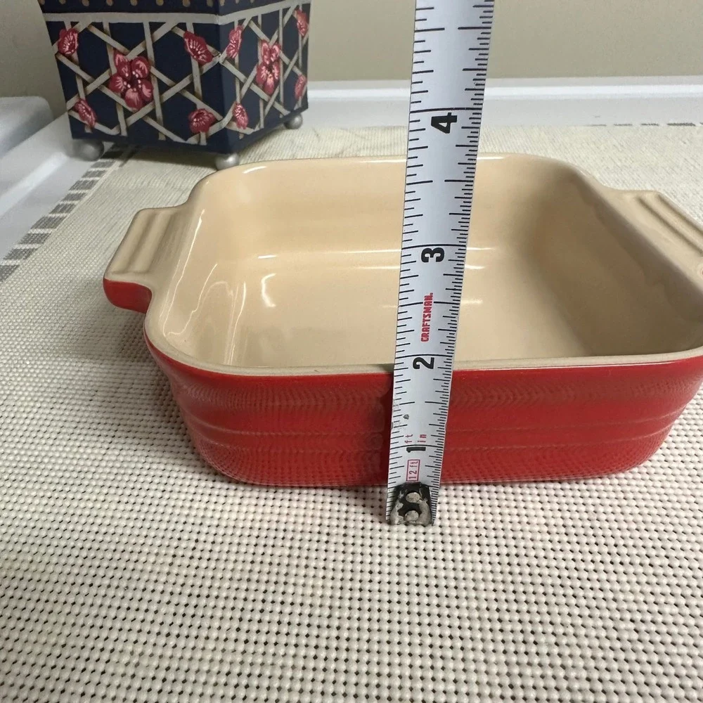 Le Creuset excellent gently